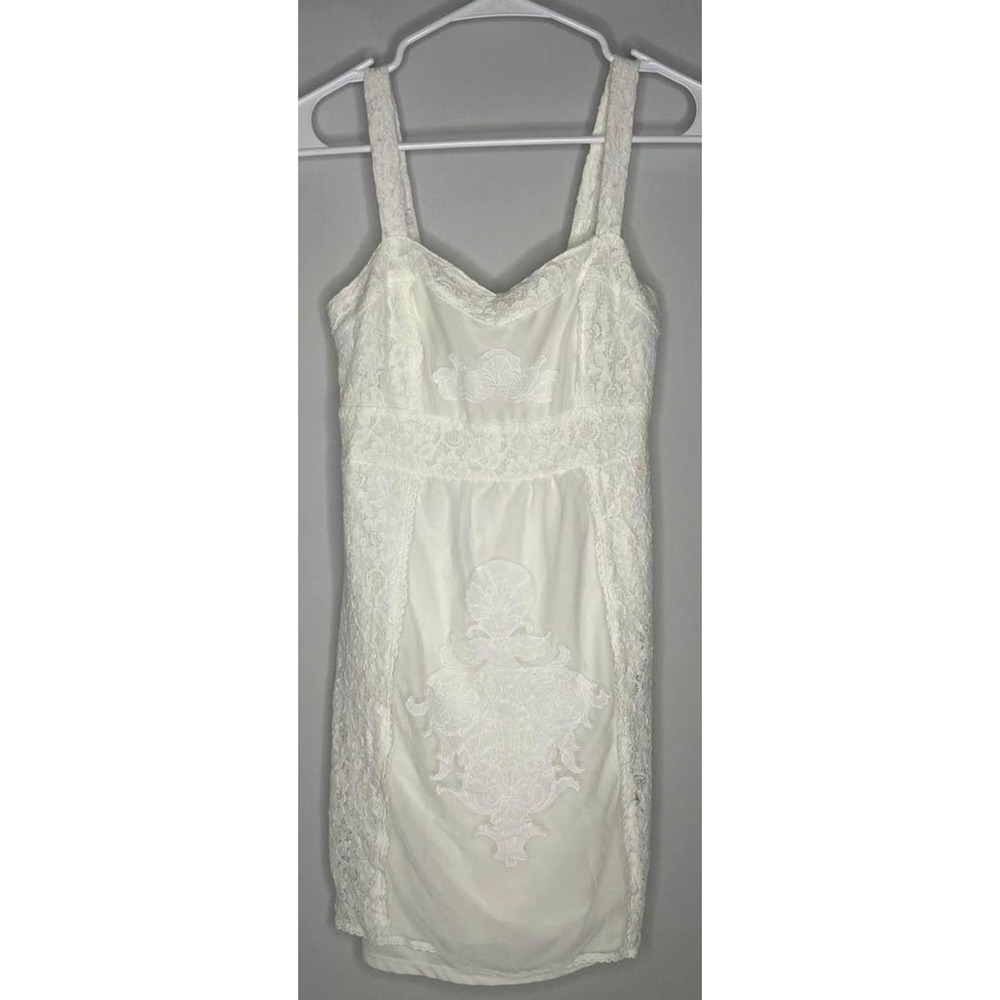 Chelsea & Violet Floral Lace Summer Dress White XS - Picture 1 of 4